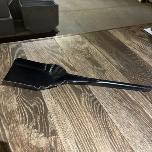 Lasting Traditions LT0162 Steel Black Ash Shovel 18”