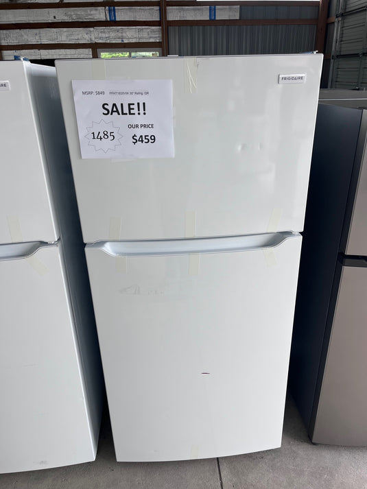 #1485- Frigidaire 30 in. 18.3 cu. ft. Garage Ready Top Freezer Refrigerator in White