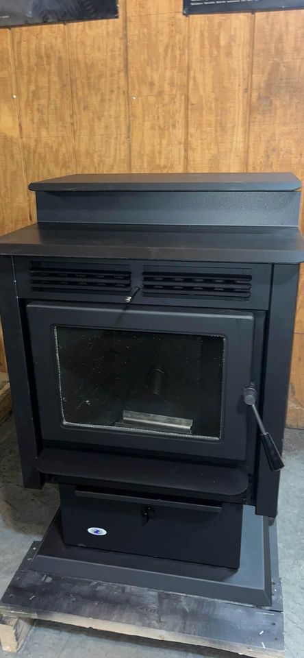 Hudson River 'Davenport' Pellet Stove w/ Pedestal- 50,000BTU *30% Tax Credit!!*