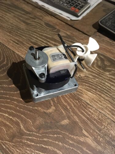 MK-Small Gear Motor w/ Fan & Nylon CAM